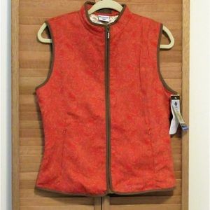 NWT Columbia Womens size small River Resort Wingbeat Sea Coral Paisley vest